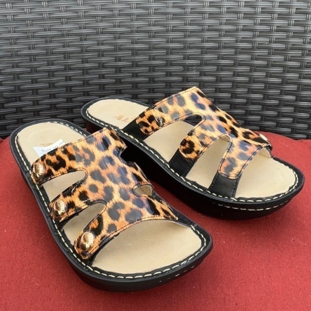 Alegria Leather Slip-On‎ Sandals
